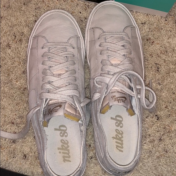 Nike Blazer Low Deconstructed - Picture 2 of 3